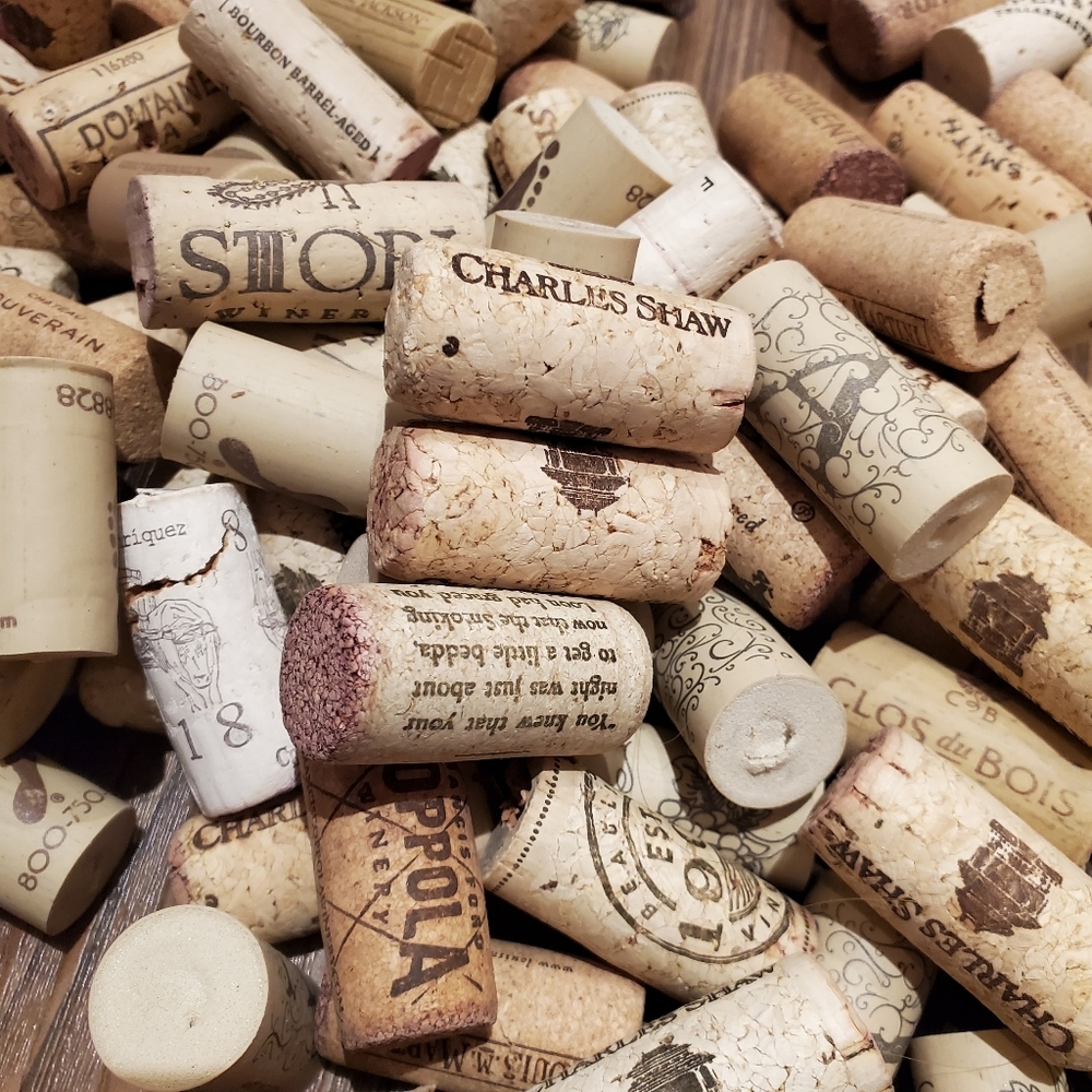 126 Wine Corks Upcycle Projects Arts Crafts Home Decor Wedding Accents Assorted